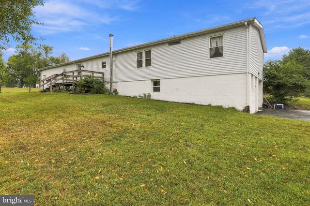 329 DAVIS DR, Martinsburg, WV 25404