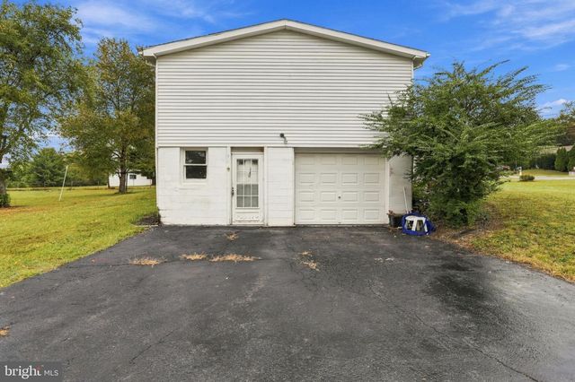 329 DAVIS DR, Martinsburg, WV 25404