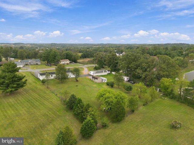 329 DAVIS DR, Martinsburg, WV 25404