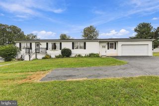 329 DAVIS DR, Martinsburg, WV 25404