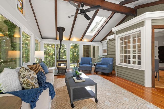 28 Sylvan Way, Sudbury, MA 01776