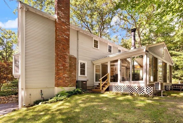 28 Sylvan Way, Sudbury, MA 01776