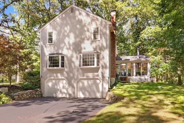 28 Sylvan Way, Sudbury, MA 01776