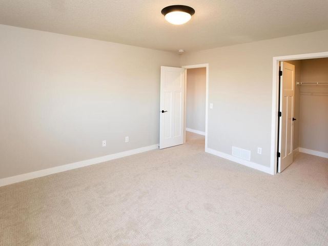 17936 Greenwich Way, Lakeville, MN 55044