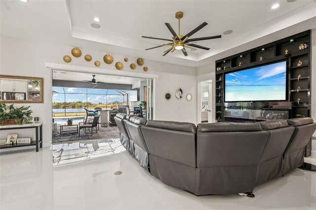 5027 LAKE TOSCANA DRIVE, Wimauma, FL 33598