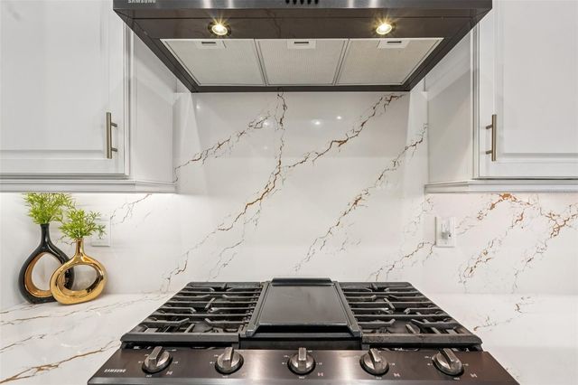 5027 LAKE TOSCANA DRIVE, Wimauma, FL 33598