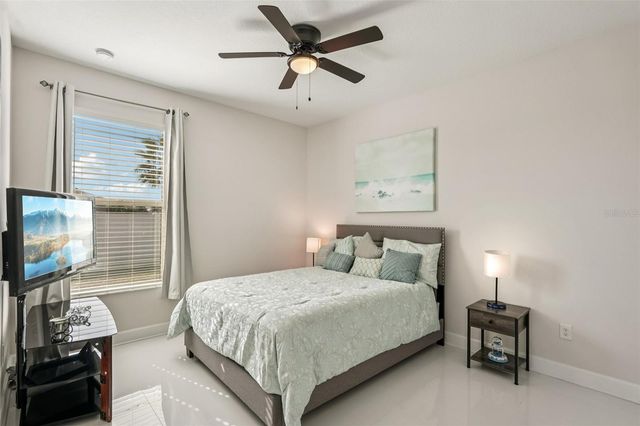 5027 LAKE TOSCANA DRIVE, Wimauma, FL 33598