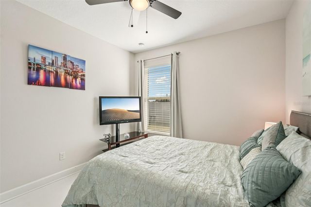 5027 LAKE TOSCANA DRIVE, Wimauma, FL 33598