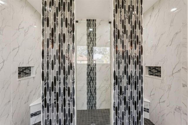 5027 LAKE TOSCANA DRIVE, Wimauma, FL 33598