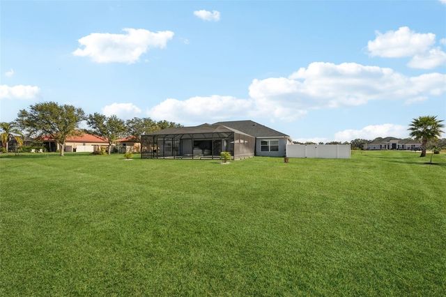 5027 LAKE TOSCANA DRIVE, Wimauma, FL 33598