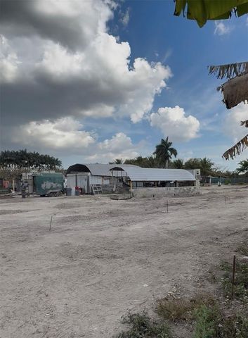 16455 SW 207, Homestead, FL 33187