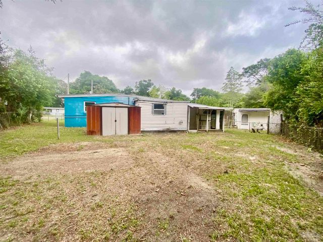 504 New York Dr, Pensacola, FL 32505