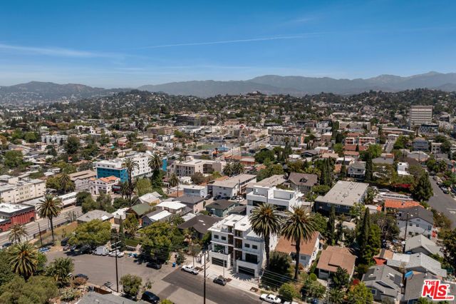 2001 W Bellevue Avenue, Los Angeles, CA 90026