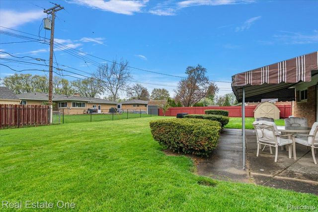 53223 Starlite Drive, Shelby Charter Township, MI 48316