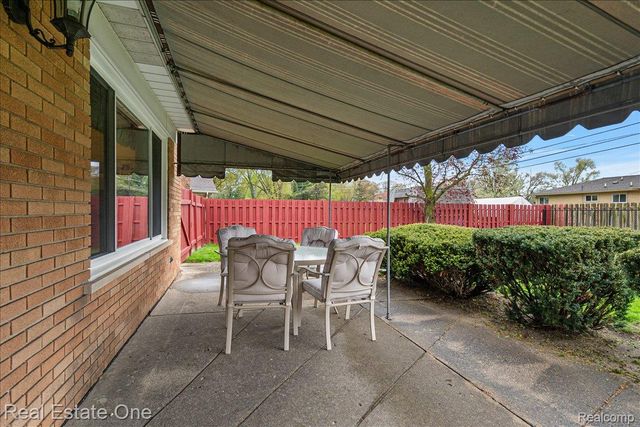 53223 Starlite Drive, Shelby Charter Township, MI 48316