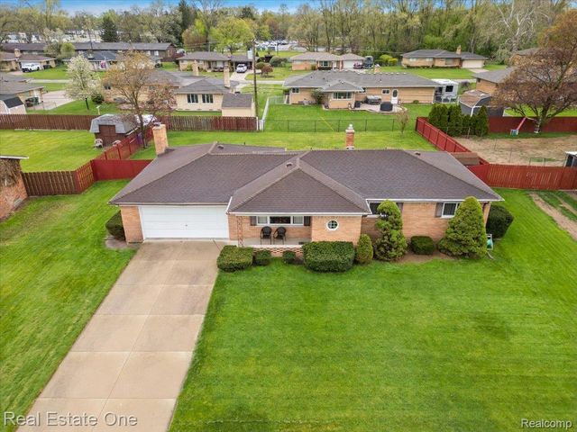 53223 Starlite Drive, Shelby Charter Township, MI 48316