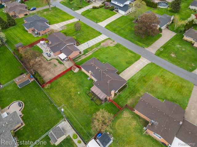 53223 Starlite Drive, Shelby Charter Township, MI 48316