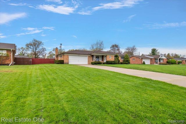53223 Starlite Drive, Shelby Charter Township, MI 48316