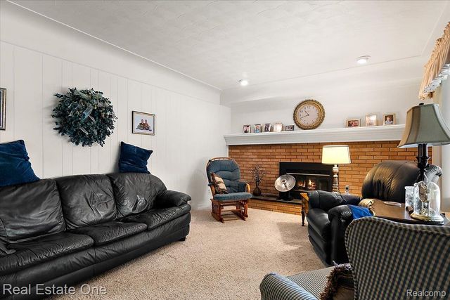 53223 Starlite Drive, Shelby Charter Township, MI 48316