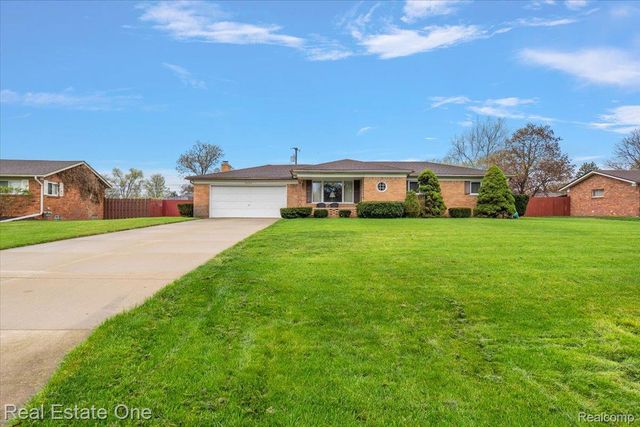 53223 Starlite Drive, Shelby Charter Township, MI 48316