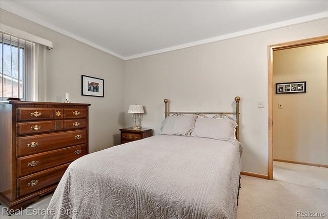 53223 Starlite Drive, Shelby Charter Township, MI 48316