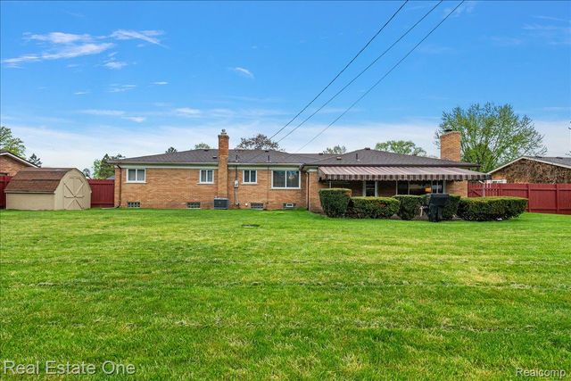 53223 Starlite Drive, Shelby Charter Township, MI 48316