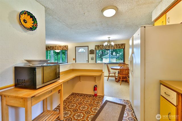 247 Bass Avenue NE, Ocean Shores, WA 98569