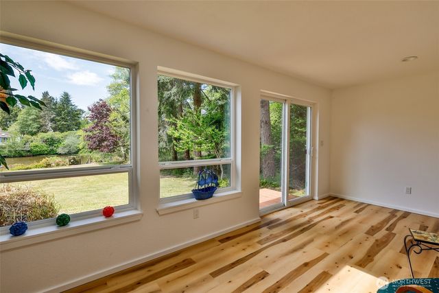 247 Bass Avenue NE, Ocean Shores, WA 98569