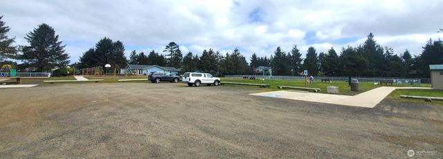 247 Bass Avenue NE, Ocean Shores, WA 98569