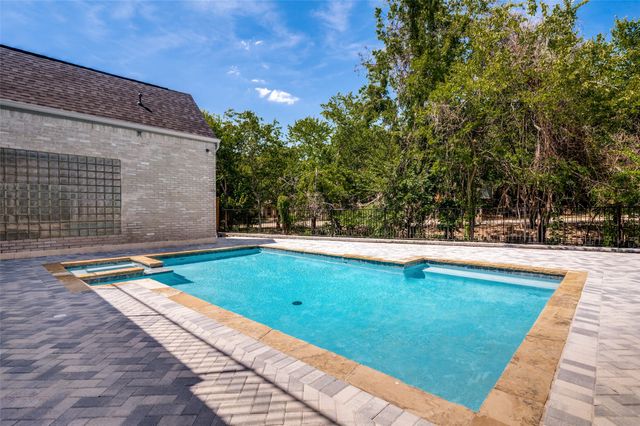 2532 Pelican Bay Drive, Plano, TX 75093