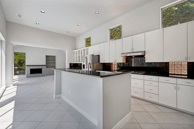 2532 Pelican Bay Drive, Plano, TX 75093