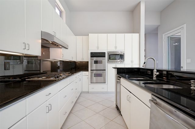2532 Pelican Bay Drive, Plano, TX 75093
