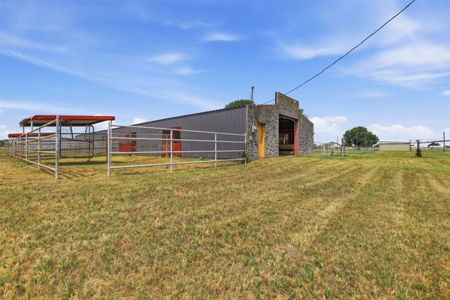 2480 Bob White Drive, Granbury, TX 76049