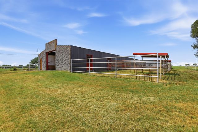 2480 Bob White Drive, Granbury, TX 76049