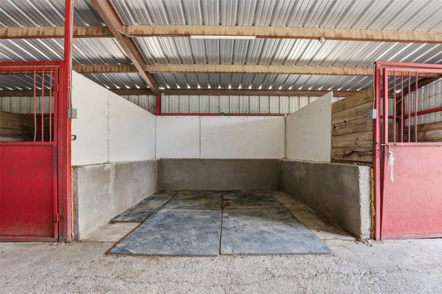 2480 Bob White Drive, Granbury, TX 76049
