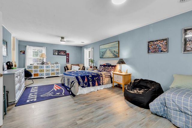 910 S Myrtle Dr., Surfside Beach, SC 29575