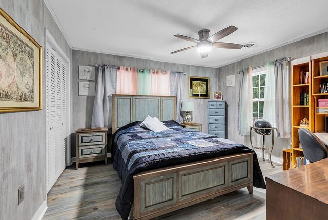 910 S Myrtle Dr., Surfside Beach, SC 29575