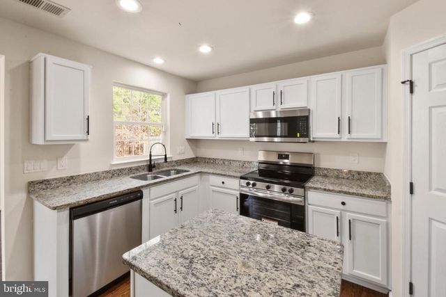 40 ROBINS CT, Palmyra, VA 22963