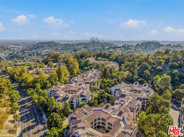 4210 Via Arbolada 304, Los Angeles, CA 90042