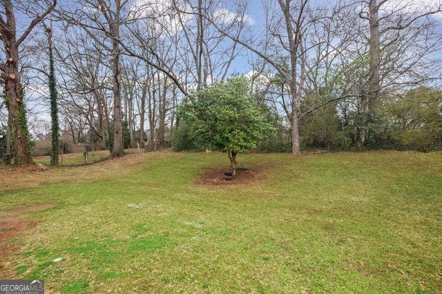 13 Elm Circle, Newnan, GA 30263