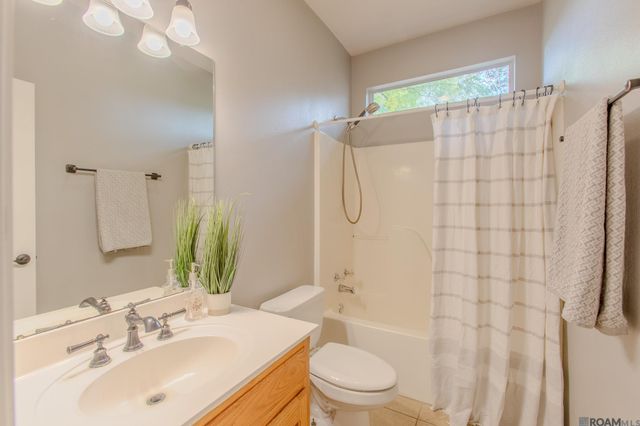 16043 Rawlings Rd, Prairieville, LA 70769