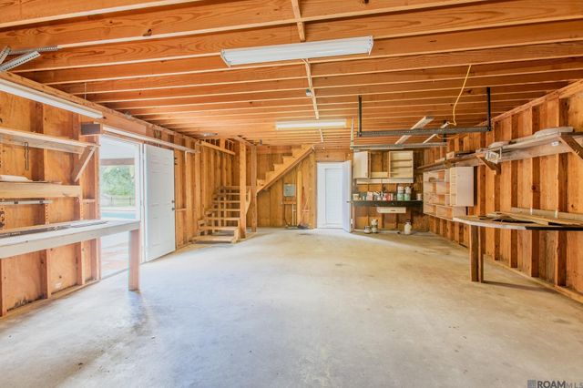 16043 Rawlings Rd, Prairieville, LA 70769
