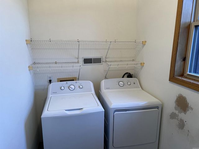 1426 CR 921, Alpena, AR 72611