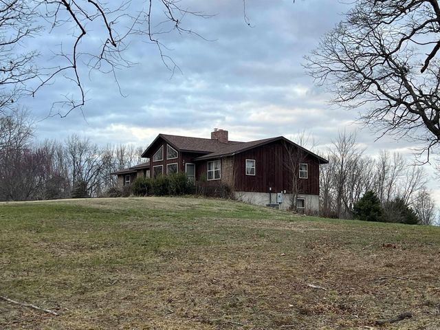 1426 CR 921, Alpena, AR 72611