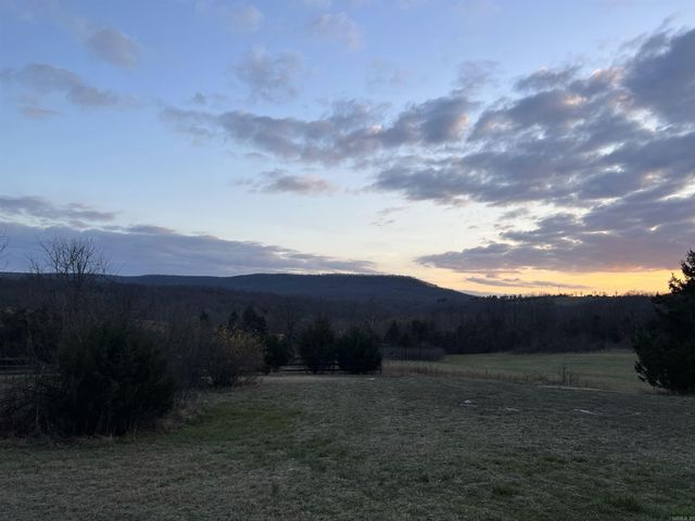 1426 CR 921, Alpena, AR 72611