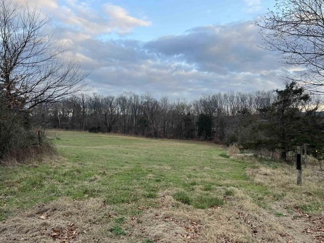 1426 CR 921, Alpena, AR 72611