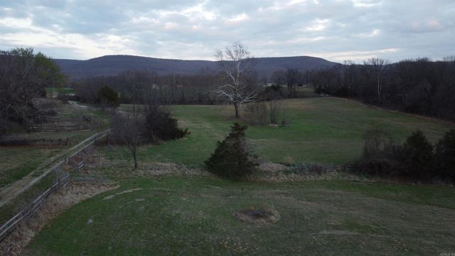 1426 CR 921, Alpena, AR 72611