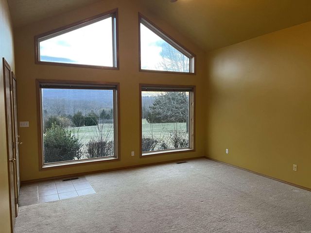 1426 CR 921, Alpena, AR 72611