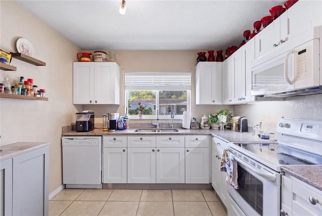 2404 22ND AVENUE W, Bradenton, FL 34205