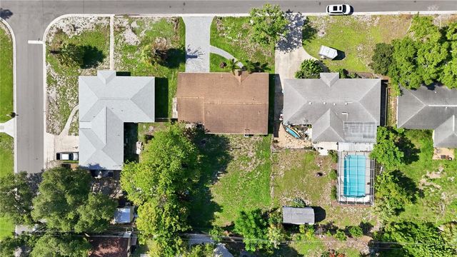 2404 22ND AVENUE W, Bradenton, FL 34205